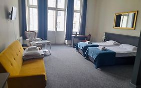Good Time Residence